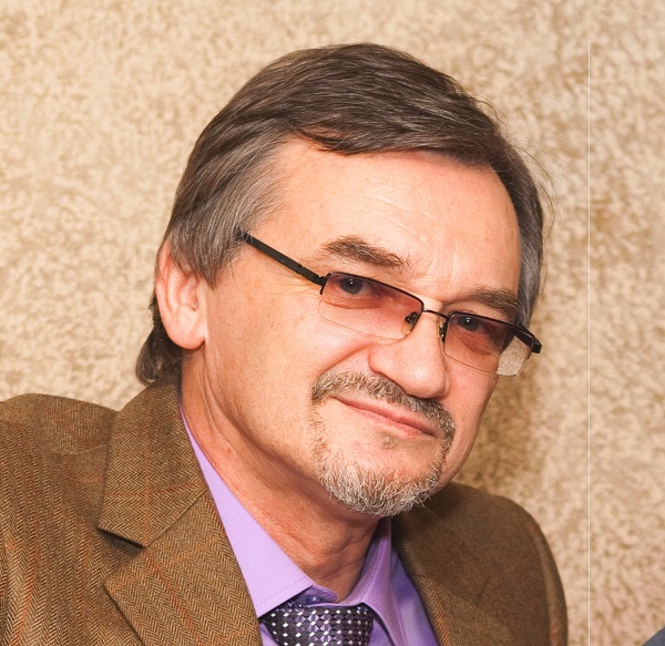 Dr. Alexander  Volkov – surgeon, chief physician of the clinic Volosy.ru